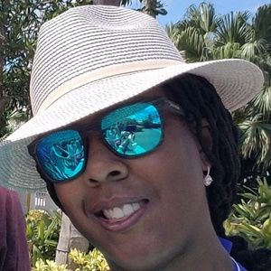 Meet your Posher, Latonya